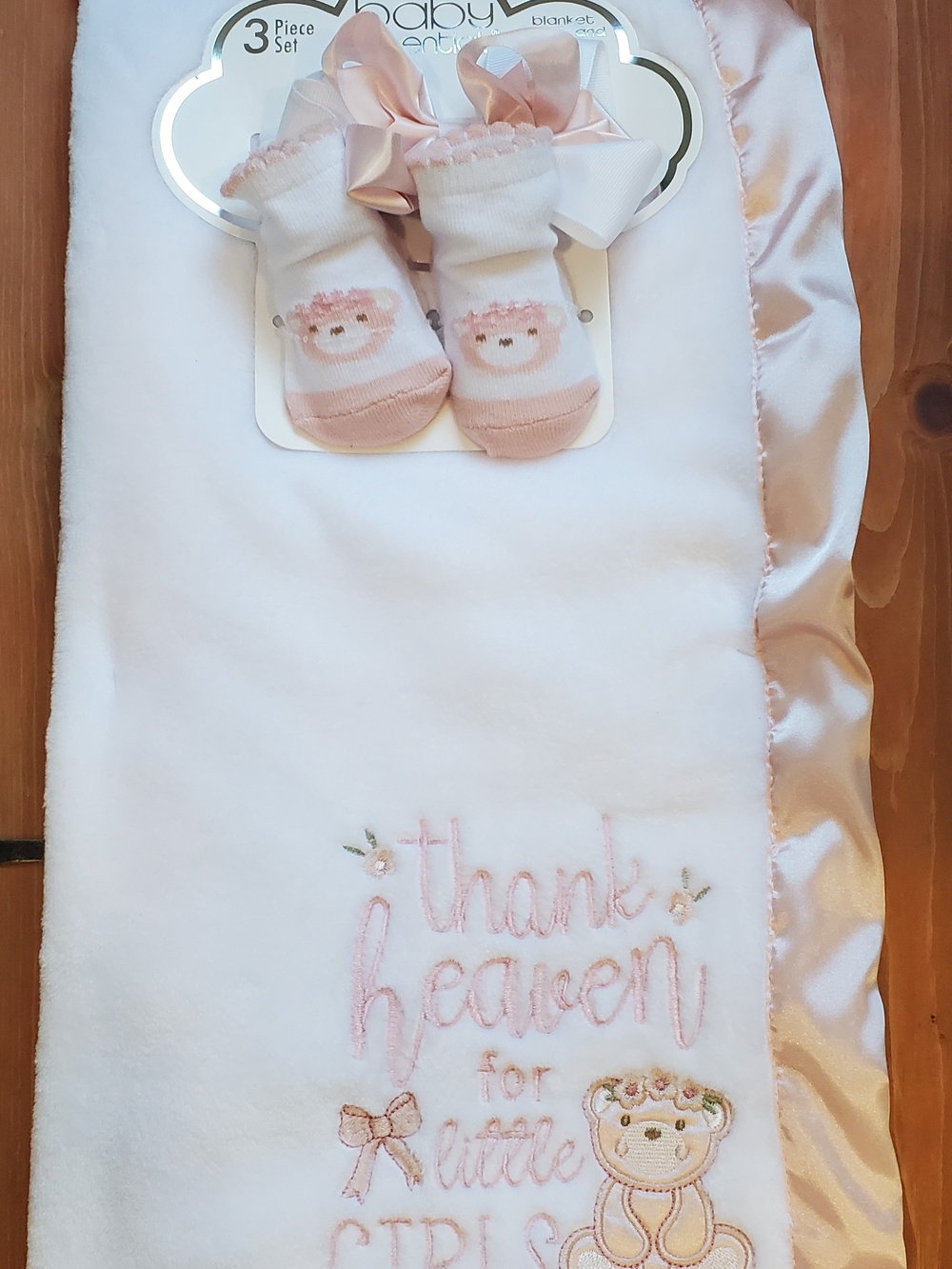 Baby Gir Embroidered 'Thank Heaven for Little Girls' Plush Blanket with Sock Bow